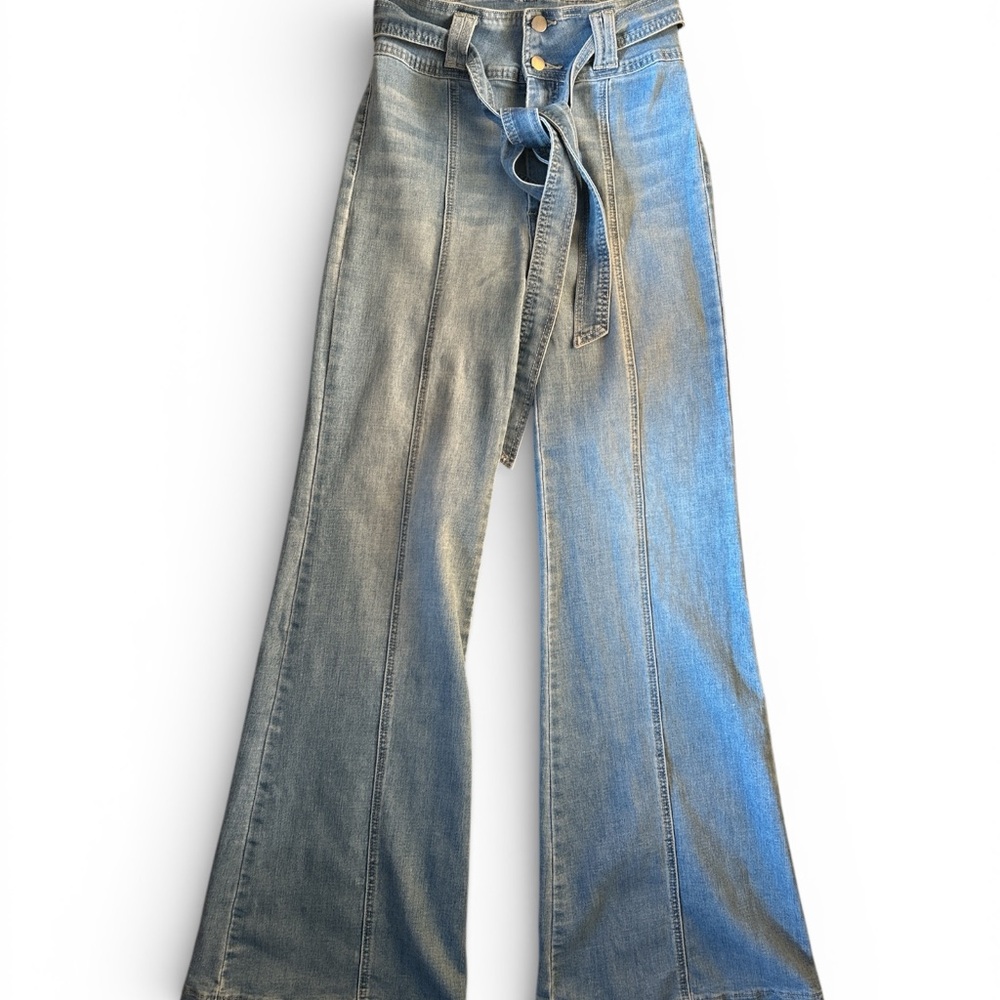 Flying Tomato Women’s Blue Wide Leg Jeans. Size L - Picture 4 of 9
